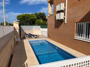 OLIVA HOLIDAYS 1